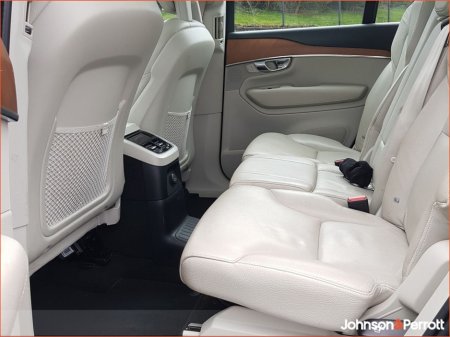 2021 Volvo XC90 - thumbnail 8