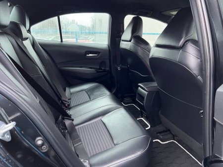 2020 Toyota Corolla WXB 1.8 HYBRID // HEADS-UP DISPLAY // 17" ALLOYS // ADAPTIVE CRUISE CONTROL €21,750 thumbnail