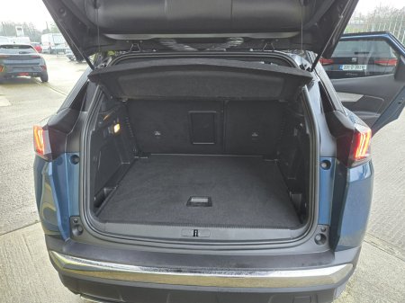 2024 Peugeot 3008 1.5 BlueHDi 130bhp Auto 6.4 GT €33,950 thumbnail