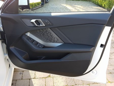 2026 BMW 1 Series - thumbnail 21