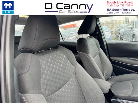 2023 Toyota Corolla LUNA SALOON 4DR AUTO €25,950 thumbnail