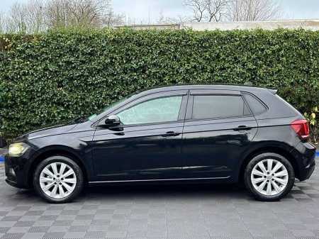 2018 Volkswagen Polo 1.0 TSI AUTO // FULL SERVICE HISTORY // 360 PARKING SENSORS // APPLE CARPLAY/ANDROID AUTO €15,900 thumbnail