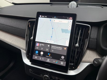 2025 Volvo XC90 ULTRA DARK T8 RECHARGE 2.0 PHEV AWD *7 SEATER* €84,990 thumbnail