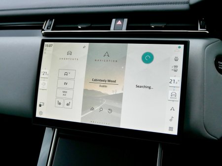 2025 Land Rover Range Rover Velar - thumbnail 19