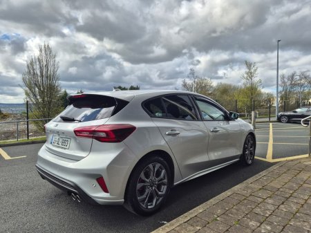 2025 Ford Focus - photo 5