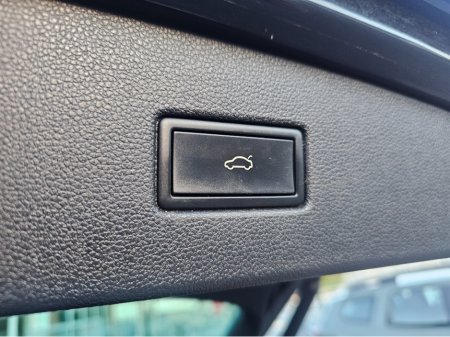 2023 Volkswagen Tiguan - thumbnail 23