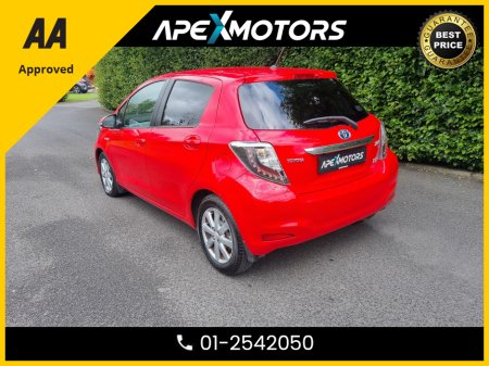 2014 Toyota Yaris - thumbnail 7