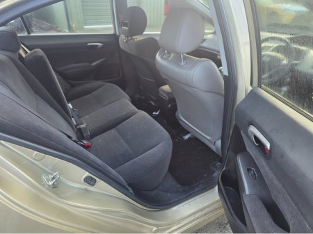 2008 Honda Civic 1.8I SES 4 DOOR 4DR €950 thumbnail