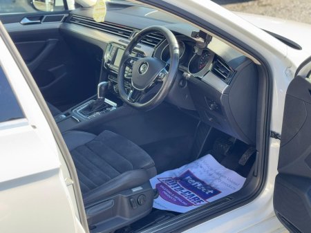 2016 Volkswagen Passat - thumbnail 13