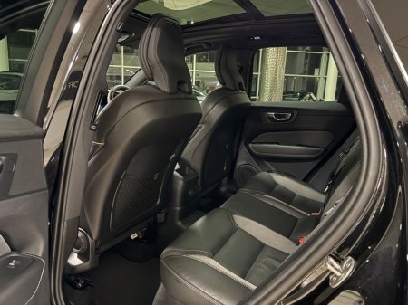 2025 Volvo XC60 T6 PLUS BLACK EDITION AWD=PAN ROOF//HUGE SPEC//AS NEW=2 YEAR VOLVO WARRANTY=TAILORED FINANCE PACKAGES AVAILABLE=TRADE IN’S WELCOME €62,995 thumbnail