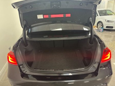 2018 BMW 3 Series - thumbnail 13