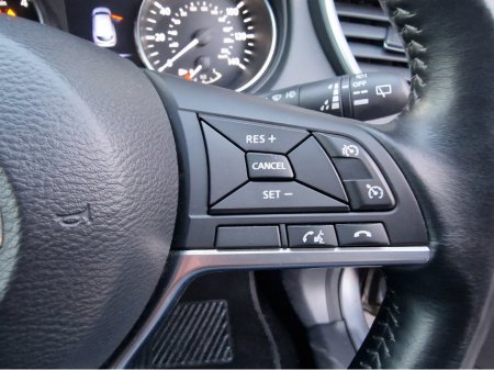 2018 Nissan Qashqai LOW MILES-N-CONNECTA-PAN.ROOF-CAMERAS- €14,450 thumbnail