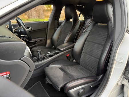 2017 Mercedes-Benz CLA Class 180 AMG LINE SPORT..FINANCE PROVIDED..WARRANTY INCLUDED €16,700 thumbnail