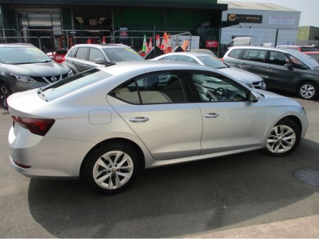 2023 Skoda Octavia AMBITION 2.0 TDI 115 €26,750