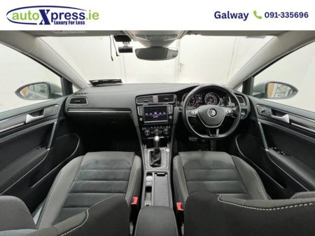 2016 Volkswagen Golf - thumbnail 2