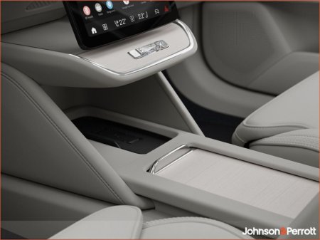 2026 Volvo ES90 92 kWh Extended Range Plus + Onyx Black Metallic + Electrochromatic Roof €94,795 thumbnail