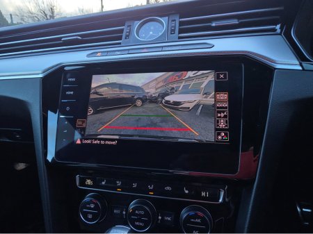 2018 Volkswagen Arteon 2.0 TSI  4 MOTION 280BHP VIRTUAL DASH FULL LEATHER HEATED ELECTRIC SEATS SAT NAV CARPLAY ANDROID AUTO BLIND SPORT PARKING SENSORS SELF PARKING ASSIST 360 CAMERA €27,500 thumbnail