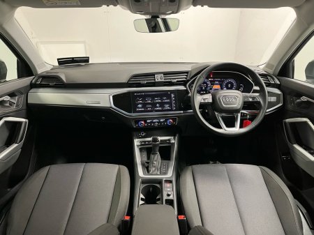 2023 Audi Q3 - thumbnail 2