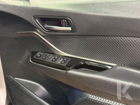 2019 Toyota C-HR - thumbnail 24