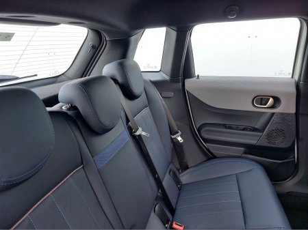 2025 MINI Hatch COOPER Cooper C 5DR €39,995 thumbnail