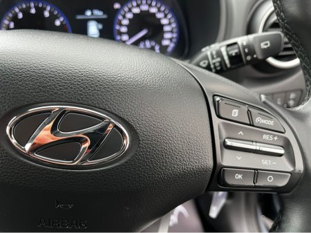 2018 Hyundai Kona 1.0 KAUAI EXECUTIVE 120 BHP €12,950 thumbnail