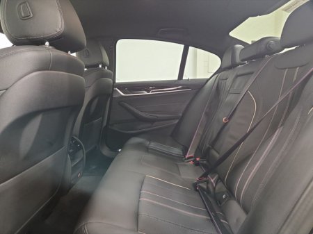 2022 BMW 5 Series 530e xDrive M Sport Saloon €44,950 thumbnail