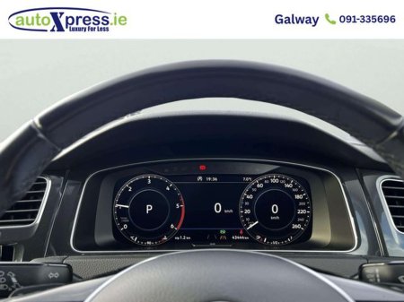 2019 Volkswagen Golf - photo 2