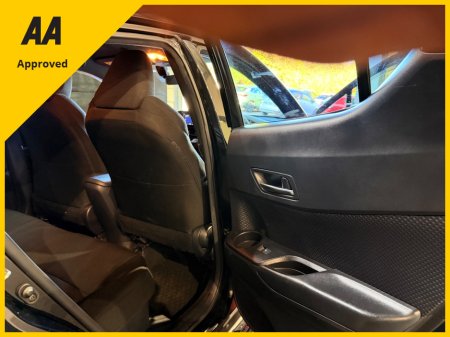 2018 Toyota C-HR - thumbnail 17