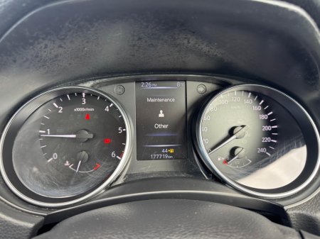 2018 Nissan Qashqai - thumbnail 15