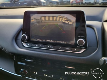 2024 Nissan Qashqai 1.3 PET MILD HYBRID SV thumbnail