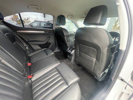 2021 Skoda Superb - thumbnail 8