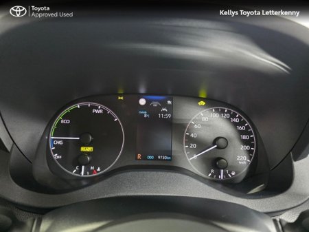 2025 Toyota Yaris Yaris Hybrid 115 Luna #103 €25,995 thumbnail