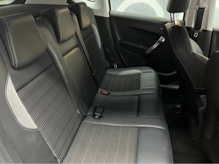 2018 Peugeot 2008 €15950 2018 PEUGEOT 2008 ALLURE 1.2 AUTOMATIC / CRUISE CONTROL / PARKING AID AND MORE €15,950 thumbnail