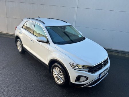 2023 Volkswagen T-Roc 2.0 TDI 116HP Life rear view Camera Low mileage €29,995 thumbnail