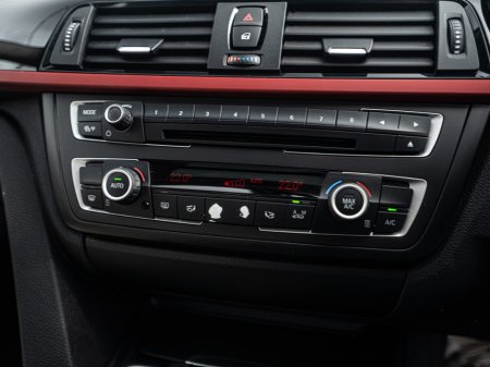 2016 BMW 3 Series - thumbnail 31