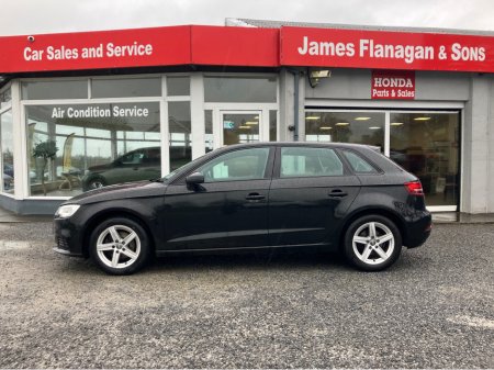 2017 Audi A3 - thumbnail 3