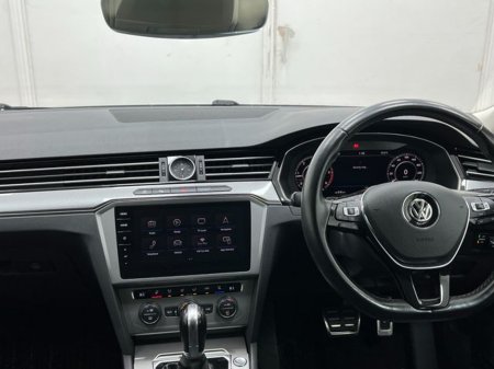 2020 Volkswagen Passat - thumbnail 22
