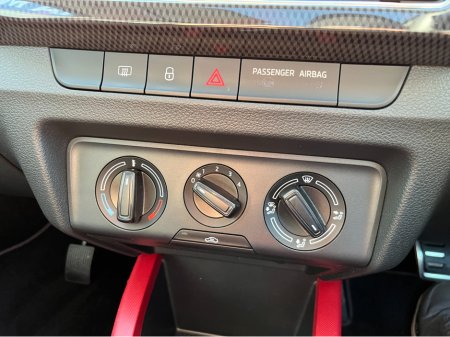 2018 Skoda Fabia MONTE CARLO AUTOMATIC 1.0 TSI PETROL //LOW MILES//HIGH SPEC//PANORAMIC GLASS ROOF// BUCKET SEATS//CARPLAY// €15,950 thumbnail