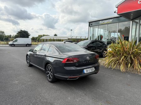 2020 Volkswagen Passat GTE S-A DSG €28,995 thumbnail