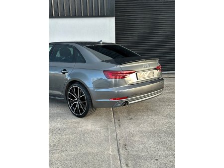 2018 Audi A4 - thumbnail 18