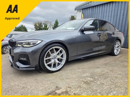 2020 BMW 3 Series - view 3