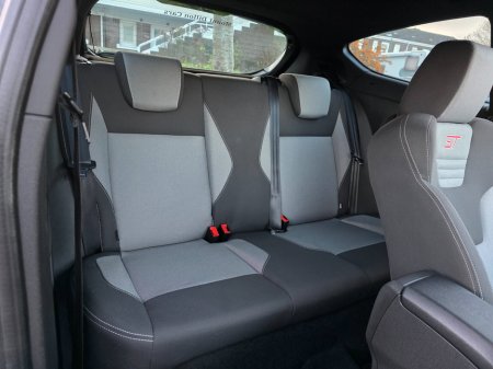 2014 Ford Fiesta - thumbnail 19