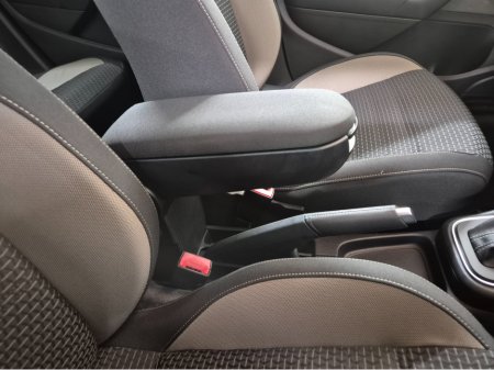 2016 Volkswagen Polo - thumbnail 18