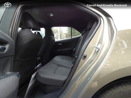 2020 Toyota Corolla Hybrid Luna HB €21,950 thumbnail