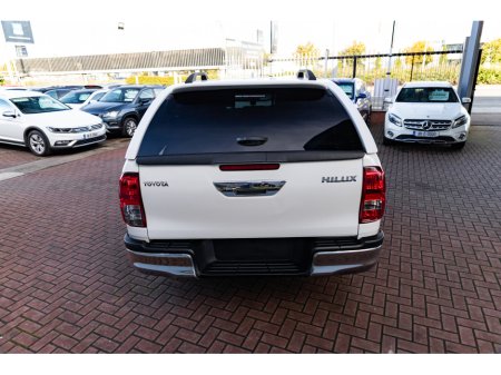 2022 Toyota Hilux 2.4 D-4D ICON SPORT EDITION  DOUBLE CAB AUTOMATIC WITH CANOPY // 1 OWNER WITH STAMPED TOYOTA SERVICE HISTORY // NEVER BEEN USED FOR TOWING SO NO TOW BAR // BUY WITH CONFIDENCE AA  AND SIMI APPROVED 25 €32,500