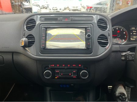 2014 Volkswagen Tiguan - thumbnail 18