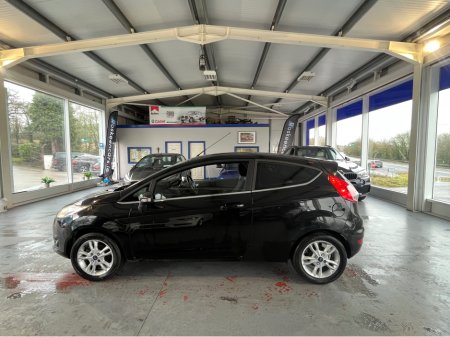 2017 Ford Fiesta ZETEC 1.2 petrol 60 bhp manual €9,950 thumbnail