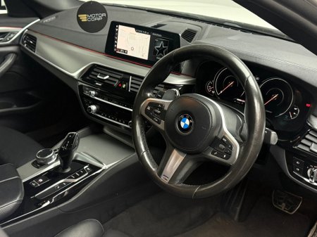 2018 BMW 5 Series 530E M SPORT €21,990 thumbnail