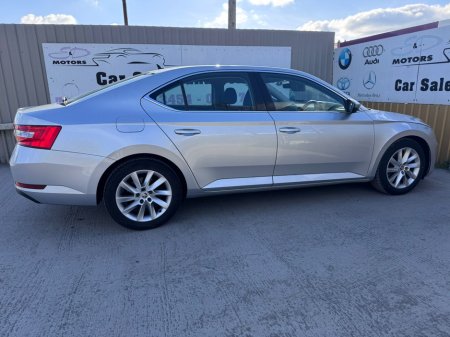 2018 Skoda Superb - photo 6