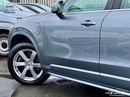 2019 Volvo XC90 T8 MOMENTUM GT 7 SEATER €41,950 thumbnail